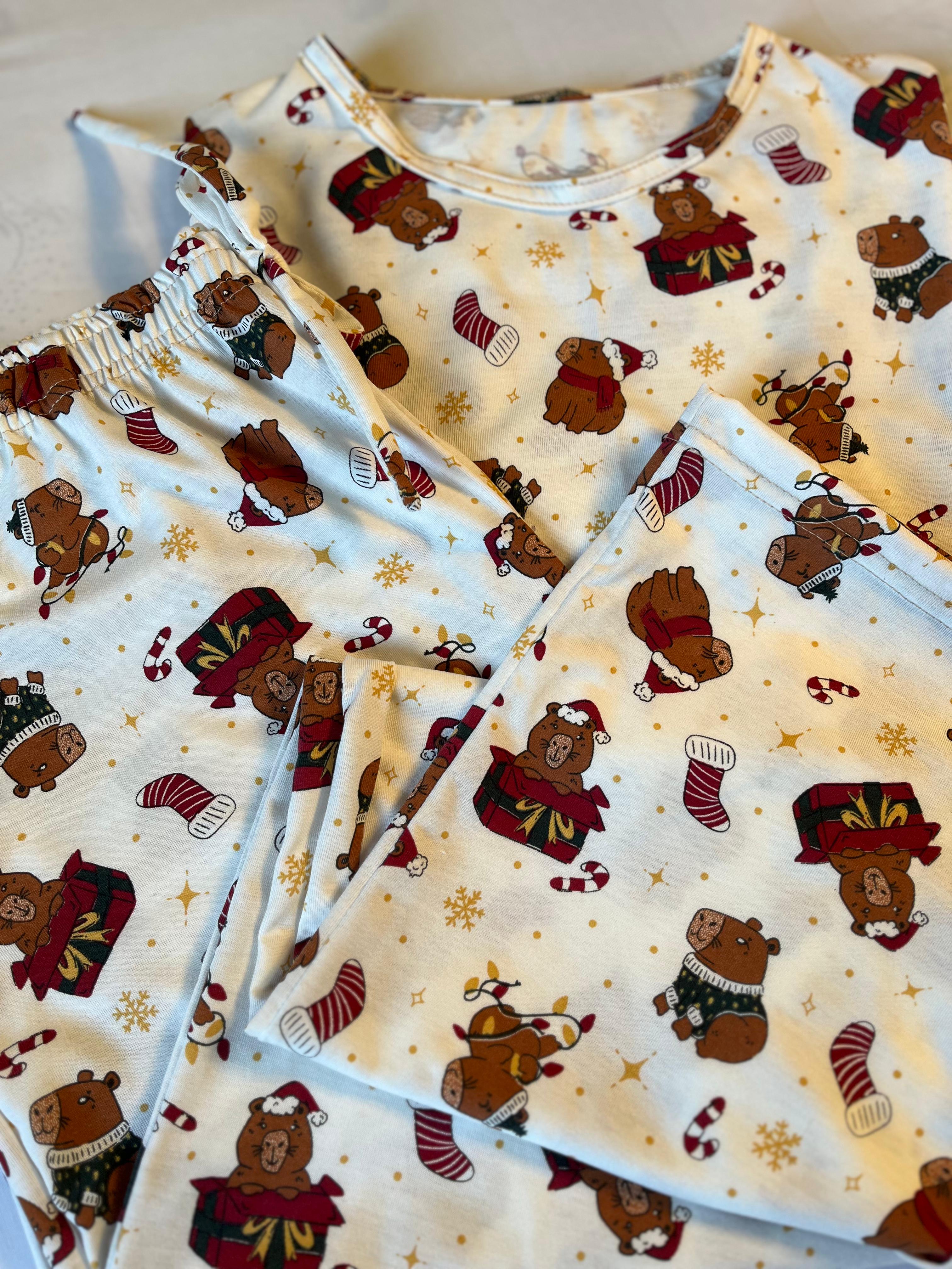 Conjunto Pijama Longo Feminino Adulto | Edição Capivara